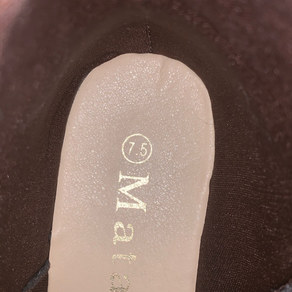 BROWN LEATHER ANKLE BOOTIES - Picture 8 of 8